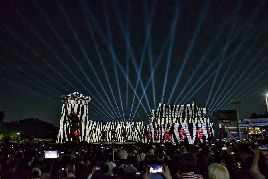수원화성 미디어아트 이미지 3
