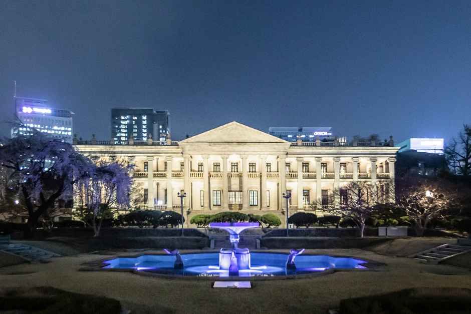 덕수궁 밤의 석조전 이미지
