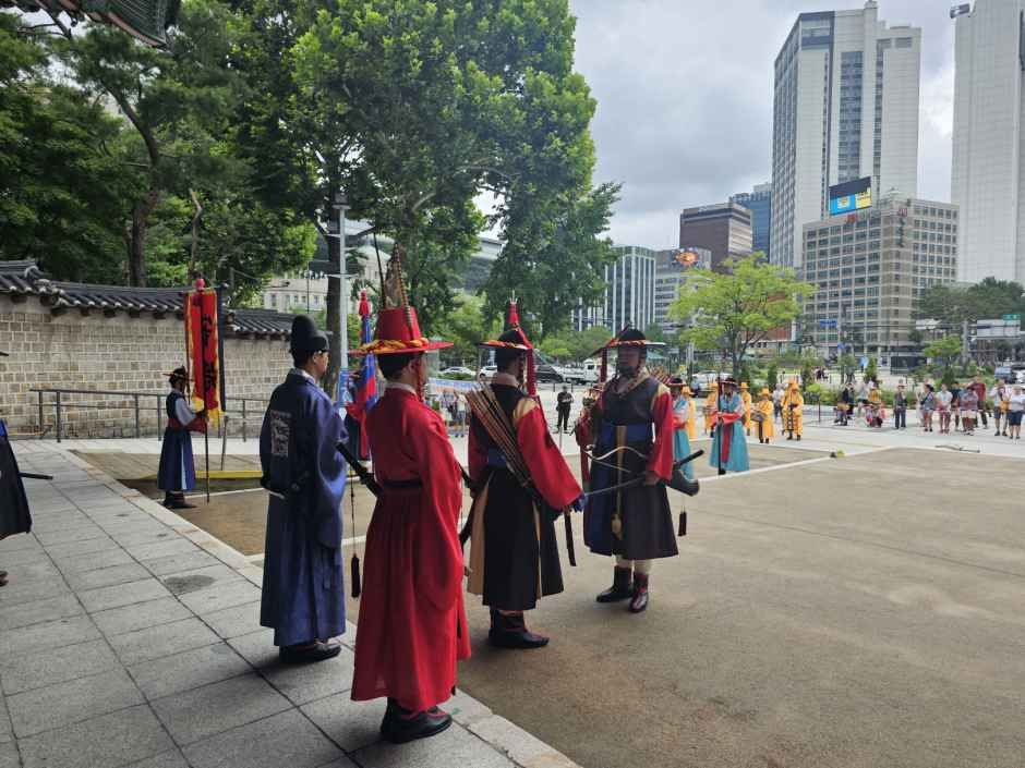 서울 왕궁수문장 교대의식 이미지 1